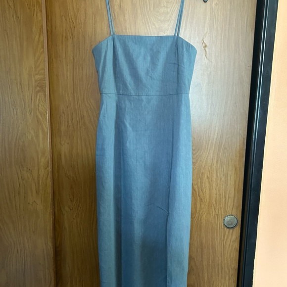 Theory midi dress - Picture 2 of 9